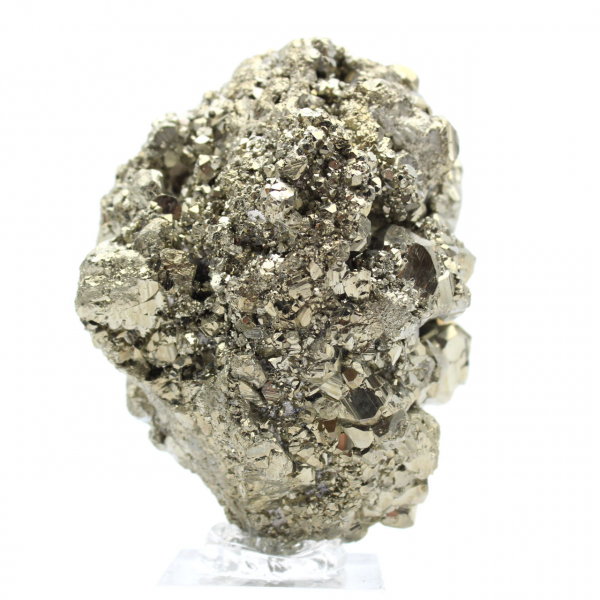 Crystallization of pyrite on base