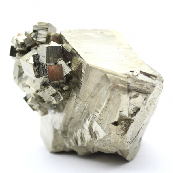 Cristaux de pyrite du Pérou avec quartz