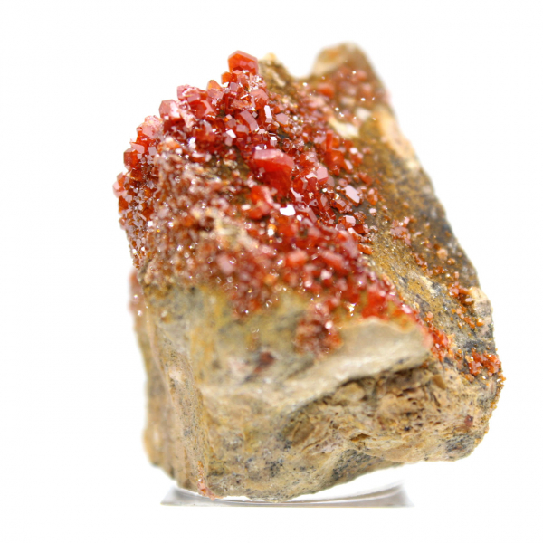 Cristaux de pierre de vanadinite