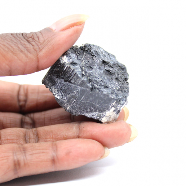 Cristal de tourmaline noire brut
