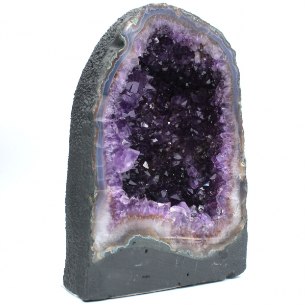 Grande géode d’améthyste du Brésil pour décoration intérieure et collection