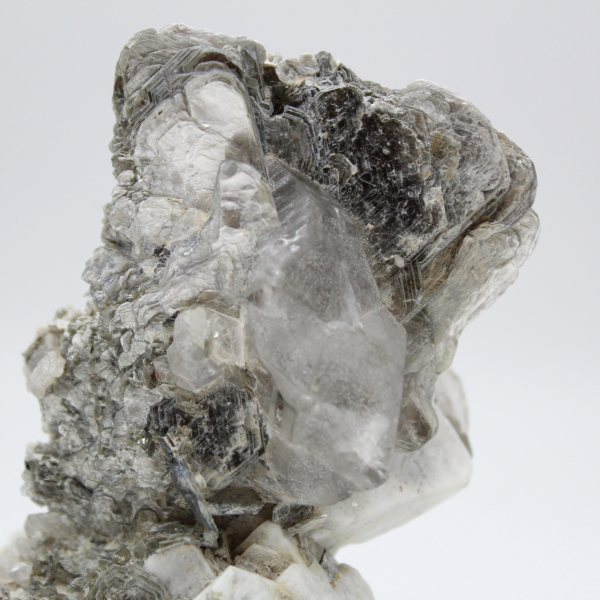 Glimmerkristalle auf afghanischem Quarz