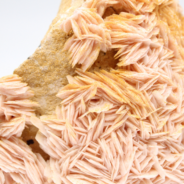 Cristais de barita laranja do Marrocos para colecionadores.